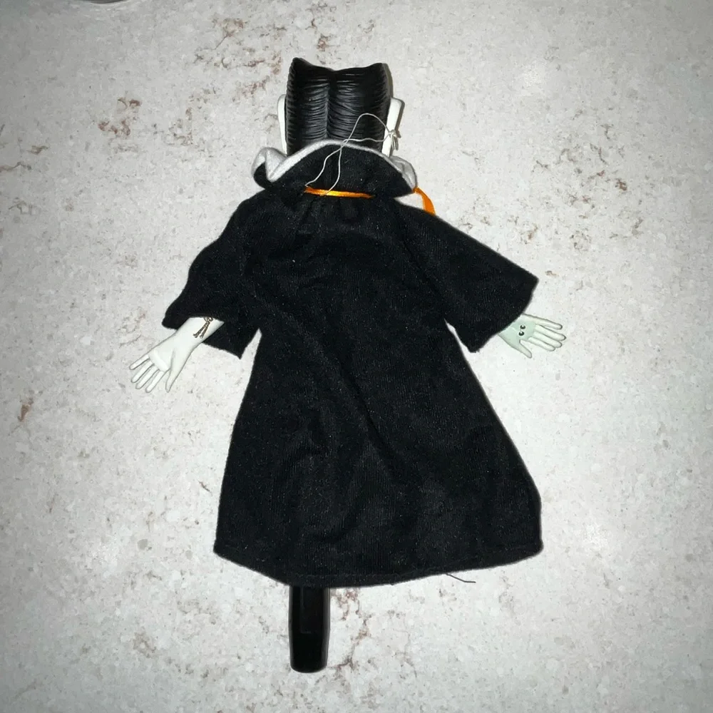 Rare Vintage Halloween Dracula Puppet Toy Animated Lights Scary Sounds